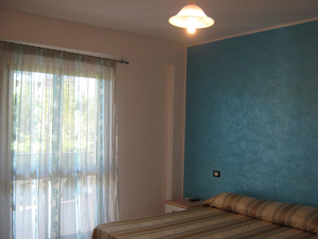 Bed And Breakfast Cirelli Scalea Room photo