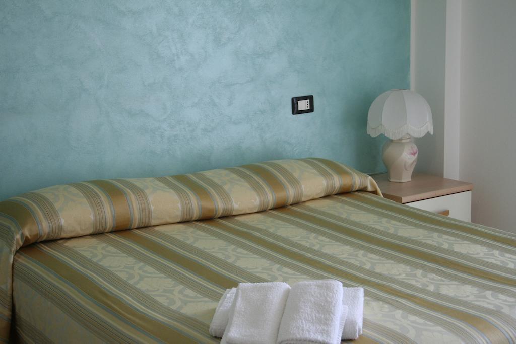 Bed And Breakfast Cirelli Scalea Room photo